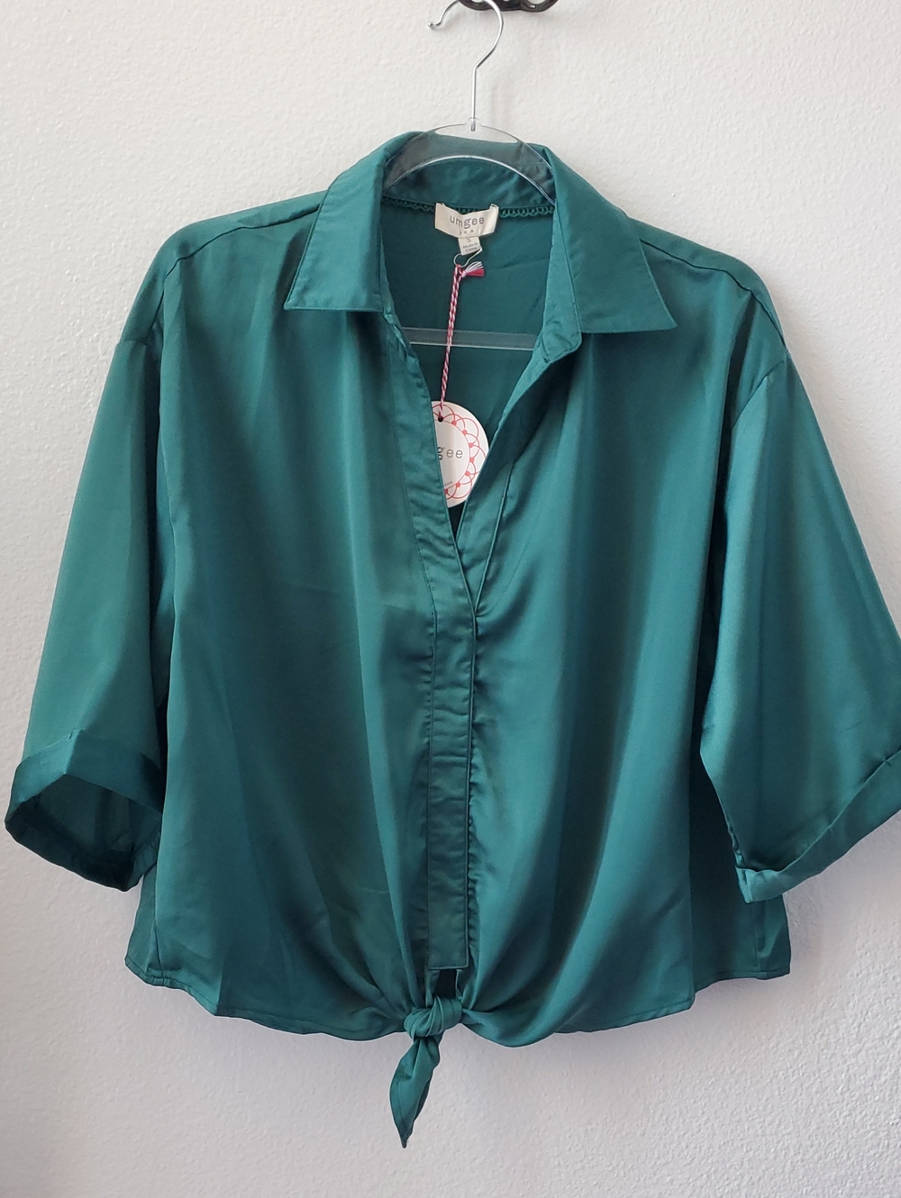 NWT Umgee Emerald Green Satin Tie-Front Button Down Blouse Top